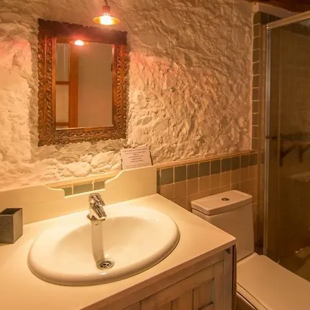 Casa Con Encanto En * Alajar