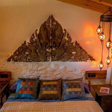 Casa Con Encanto En * Alajar