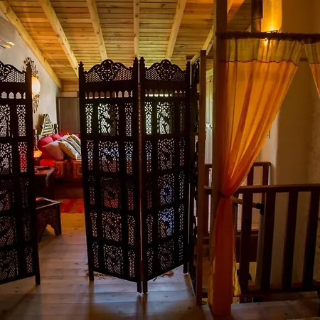 Casa Con Encanto En * Alajar