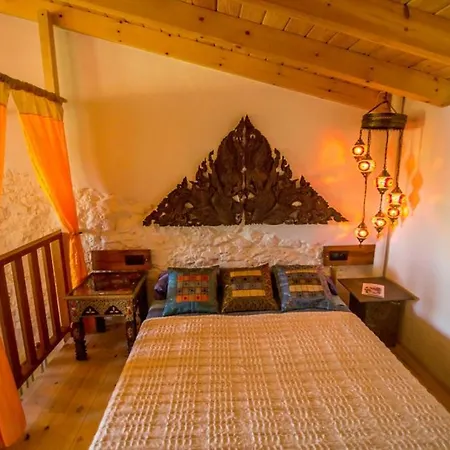 Casa Con Encanto En Alajar